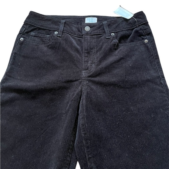 Time and Tru Women’s Black Flare Pants - Picture 4 of 5